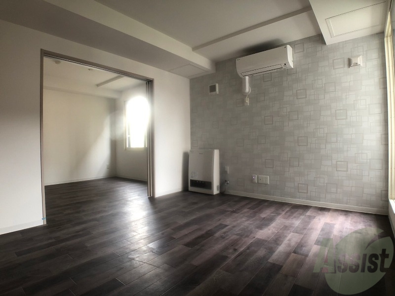 居室・リビング　広くてきれいなリビングです！快適に過ごせそうですね。