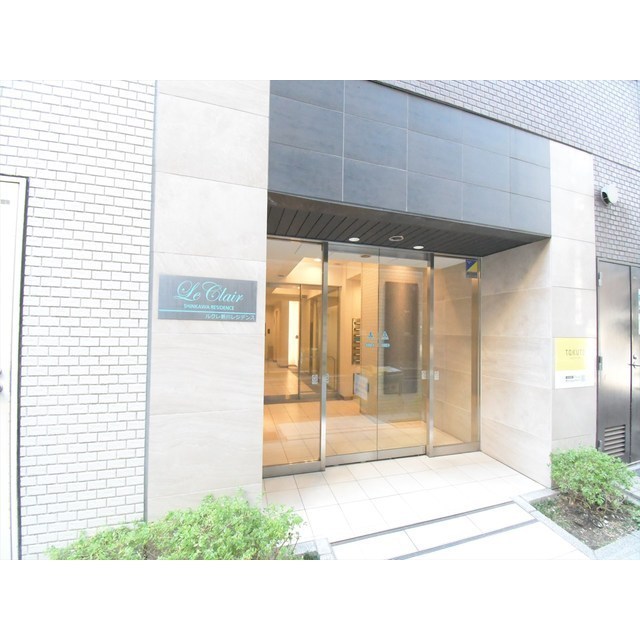 エントランス　建物の内部です