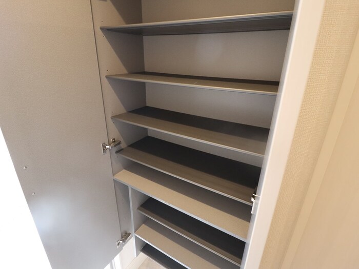 玄関　ゆったりとした玄関です