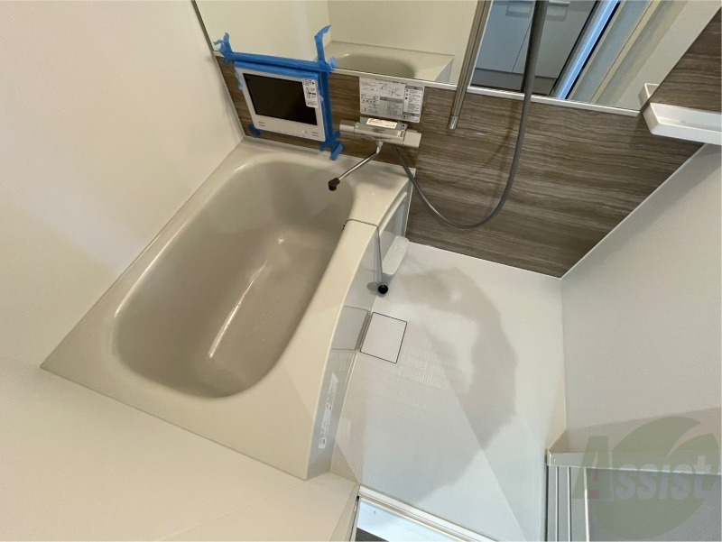 バス・シャワールーム　お風呂になります。一日の疲れを癒してくださいね。