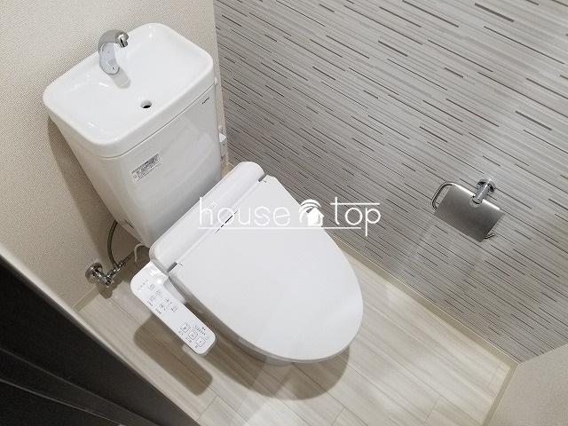 トイレ　ウォシュレット付き！