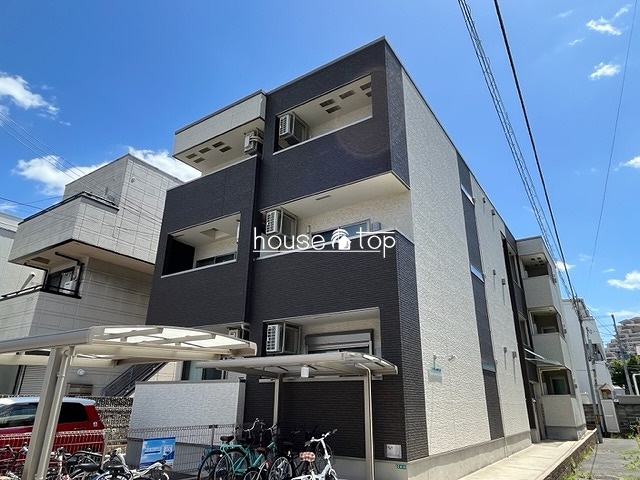 建物外観　オートロック！インターネット使用料月額無料！！