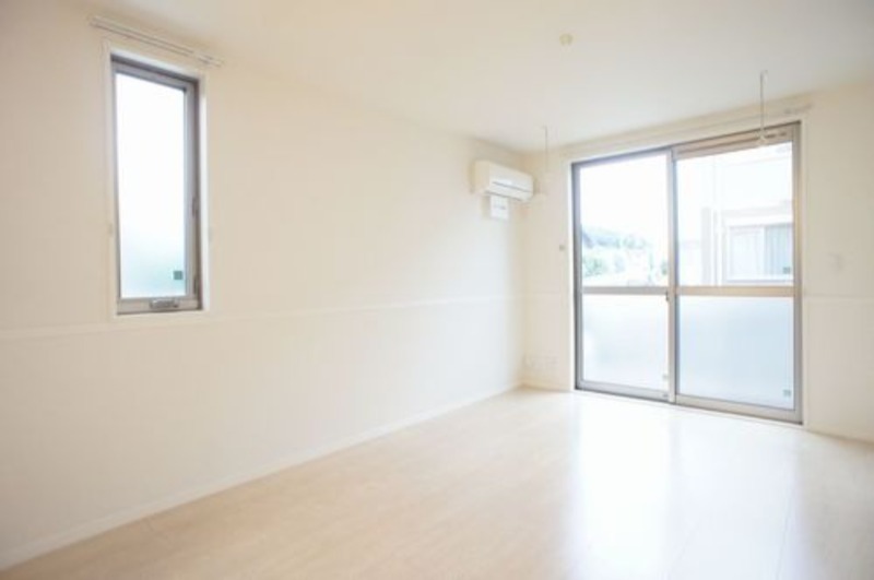 居室・リビング　図面と現状に相違がある場合には現状を優先