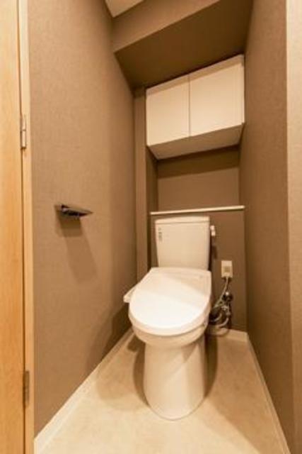 トイレ　※写真は同タイプ住戸です。