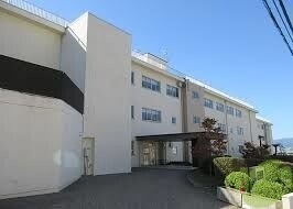 小学校　五月丘小学校（小学校）まで565m