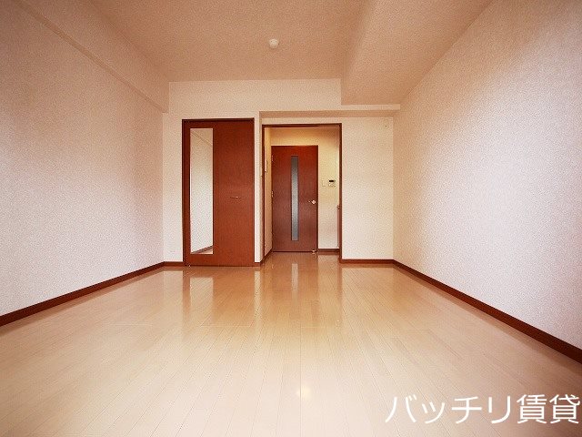 居室・リビング　※同型タイプ写真のため、現状優先。