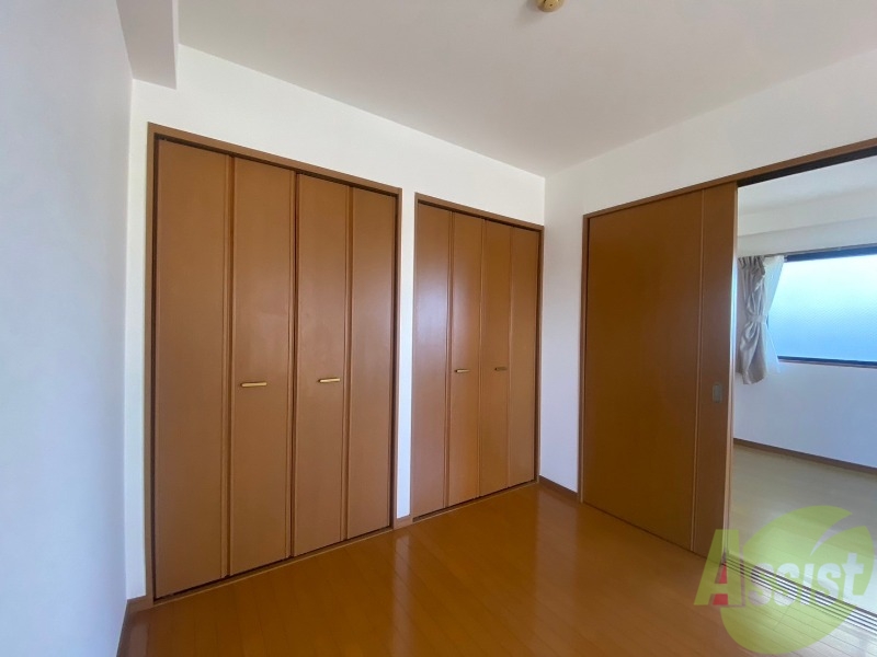 収納　クローゼットがありました。お洋服や荷物はここへ