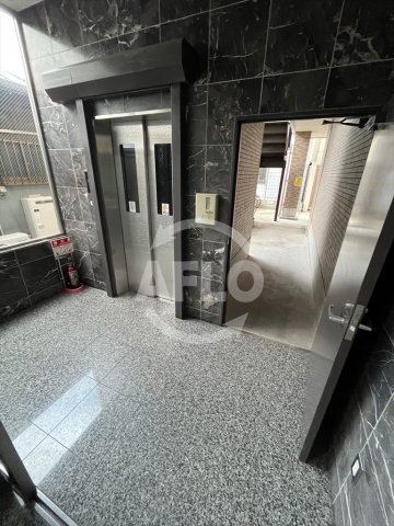 ロビー　クィーンライフ勝山北　ロビー