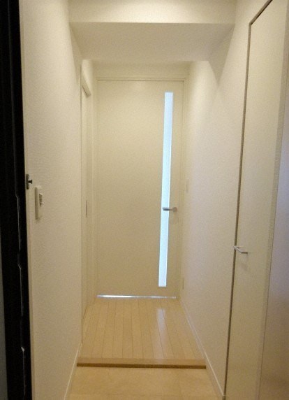 玄関　※イメージ・別部屋