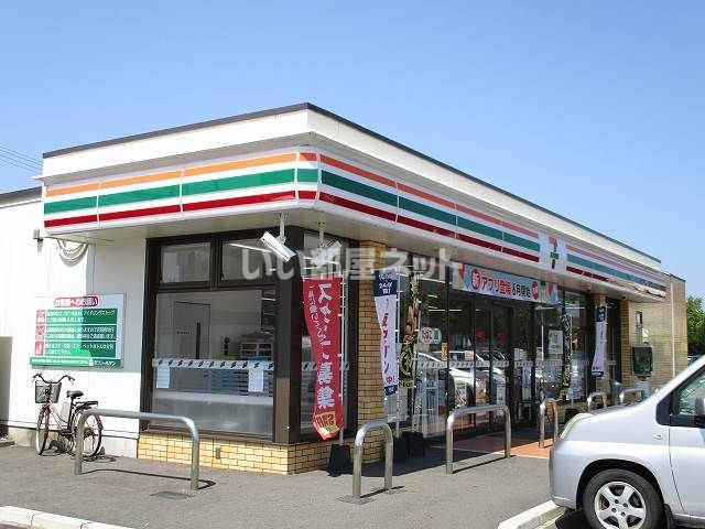 コンビニ　セブンイレブン　宮崎檍小学校前店（コンビニ）まで590m