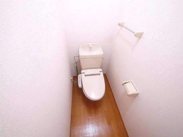 トイレ　シンプルで使いやすいトイレです