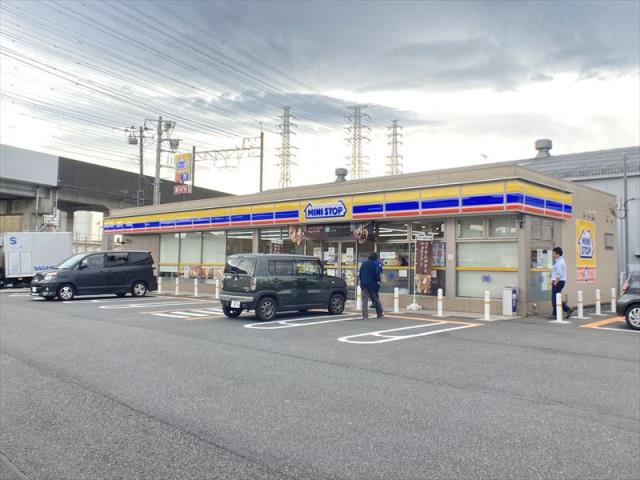 コンビニ　ミニストップ東橋本２丁目店（コンビニ）まで460m
