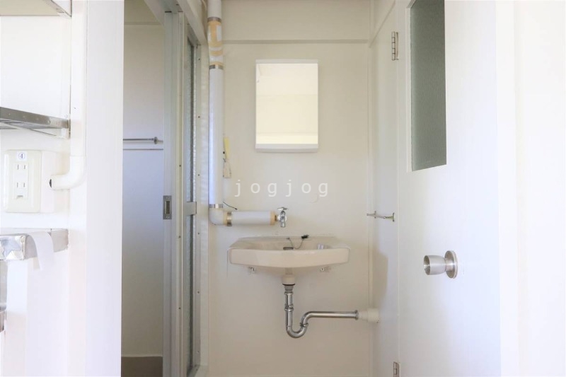 洗面設備　モデルルームの写真です