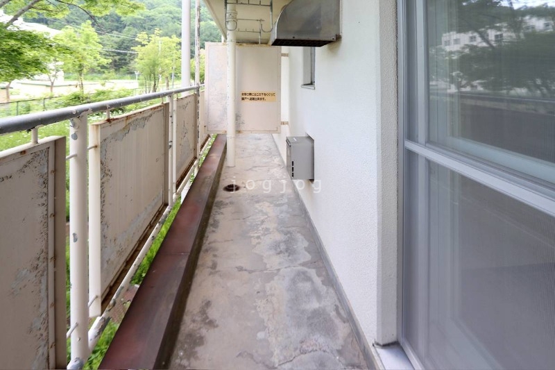 バルコニー　モデルルームの写真です