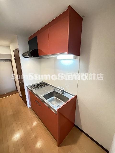 キッチン　コンパクトなキッチンで掃除もラクラク