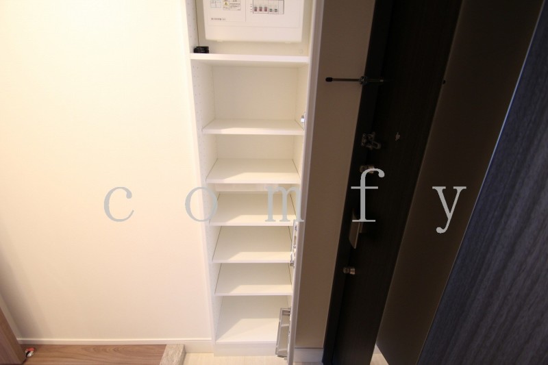 収納　シューズクローゼット