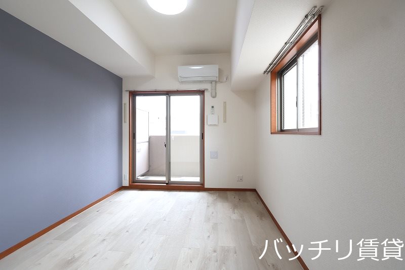 居室・リビング　別室写真の為、現状を優先いたします。