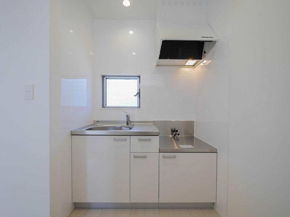 キッチン　自然光が入る窓のあるキッチン！！