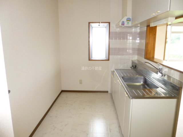 キッチン　別部屋の写真です