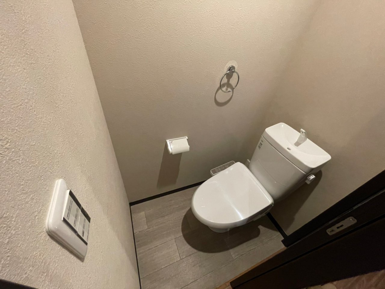 トイレ　温水洗浄便座あり！