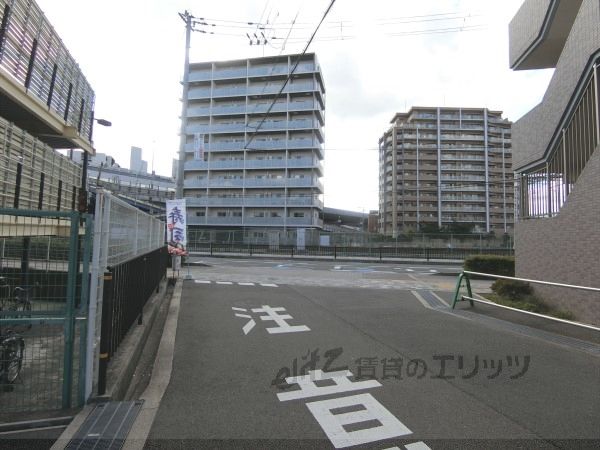 その他　前面道路