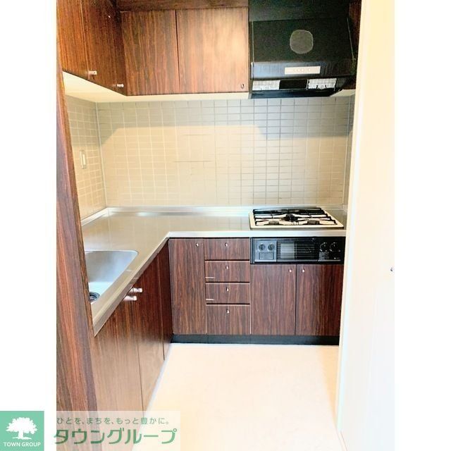 キッチン　お部屋探しは株式会社　タウンハウジング　までお気軽にお問合…