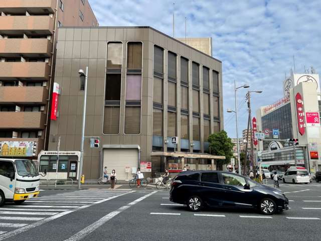 図書館　城東図書館（図書館）まで200m