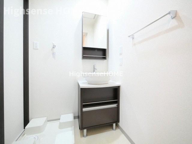 洗面設備　忙しい朝には欠かせない洗面所です