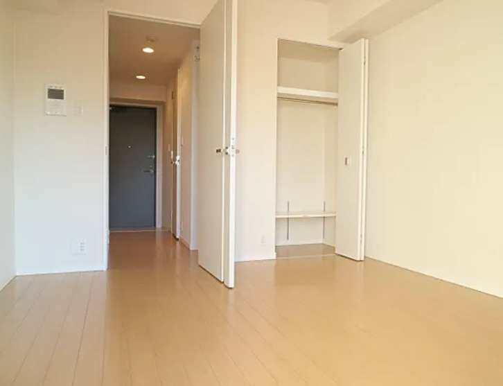 居室・リビング　※別部屋の参考写真です。