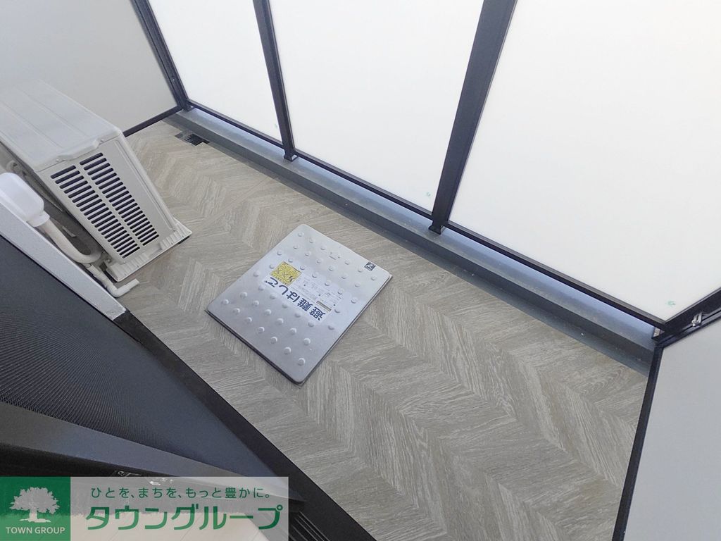 バルコニー　バルコニー