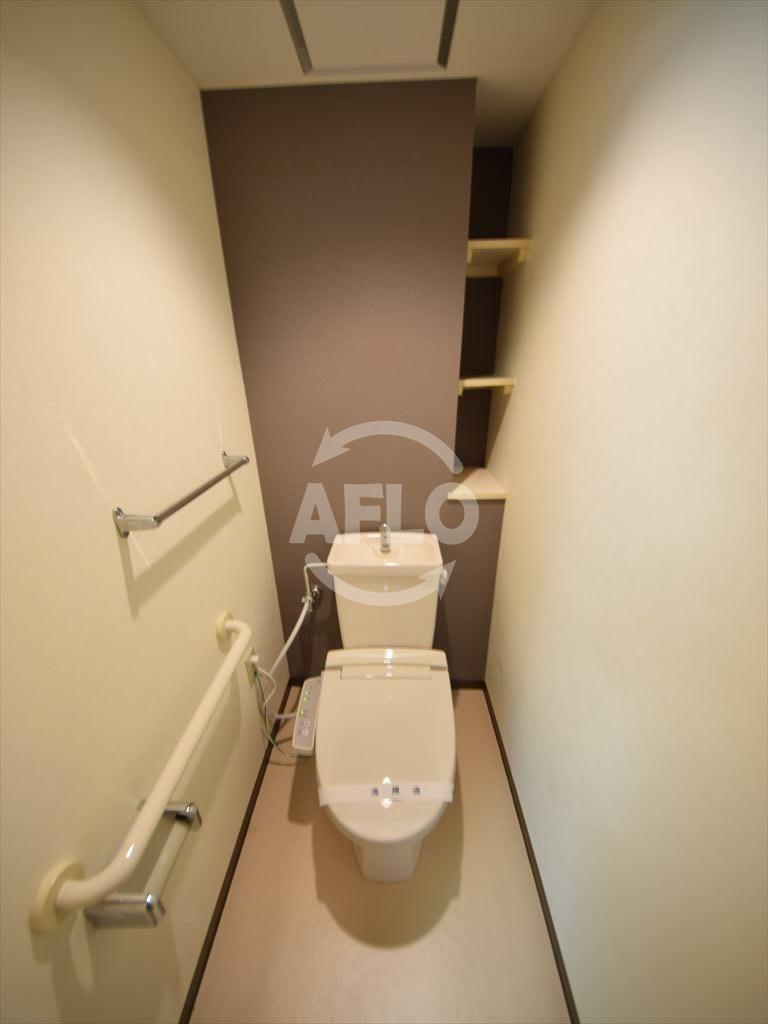 トイレ　サウスサイドなにわ筋　シャワートイレ