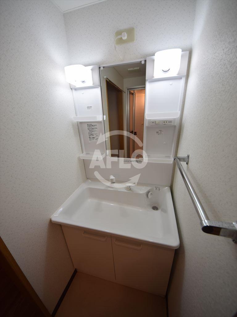 洗面設備　サウスサイドなにわ筋　シャンプードレッサー