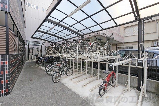 駐車場　駐輪場