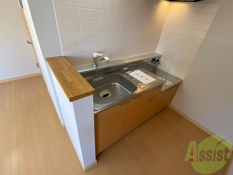 キッチン　キッチンはスペースも広々していて使いやすそうですよ！