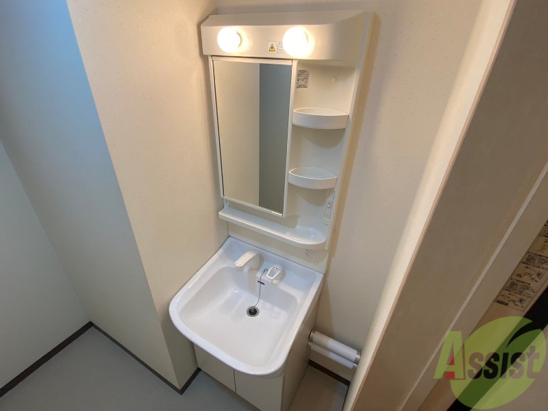 洗面設備　こちらに洗面台があります。朝の洗顔はこちらで。