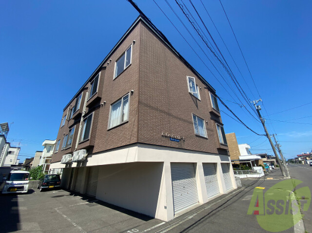 建物外観　札幌市北区屯田５条「Ｒｅｌｉｖｅ　Ｈｅｉｇｈｔｓ－Ｓ」