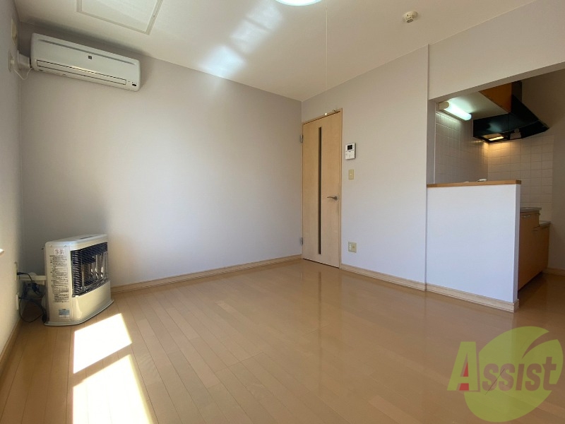 居室・リビング　広くてキレイなお部屋が広がっていて、充実した生活が送れそう。