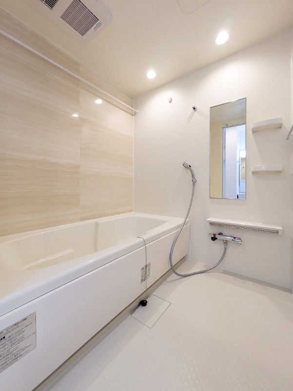 バス・シャワールーム　図面と現状に相違がある場合には現状を優先