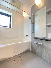 バス・シャワールーム　バスルーム