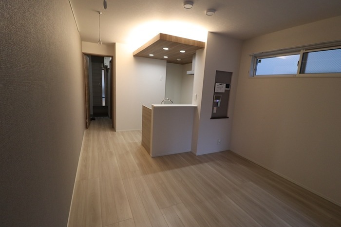 居室・リビング　リビングは広々10.2帖♪