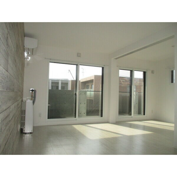 居室・リビング　※別号室参考画像