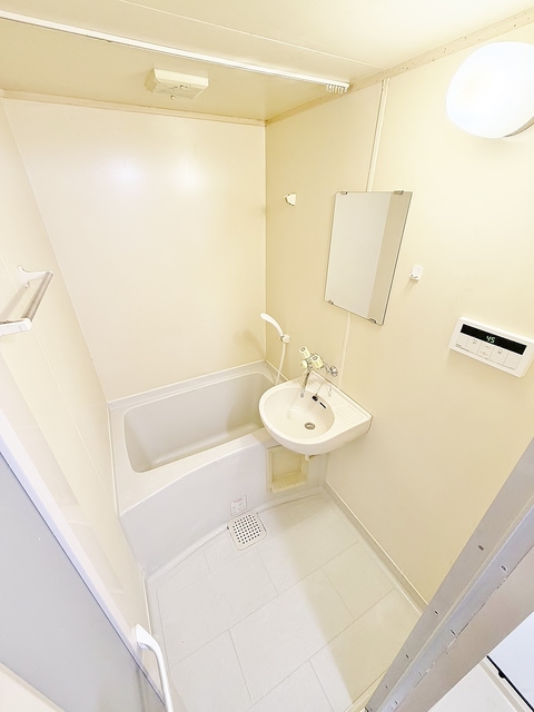 バス・シャワールーム　浴室