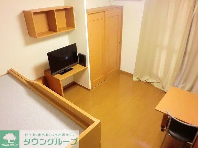 居室・リビング　家具家電付き
