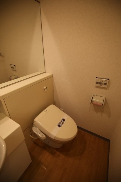 トイレ　コンパクトで使いやすいトイレです