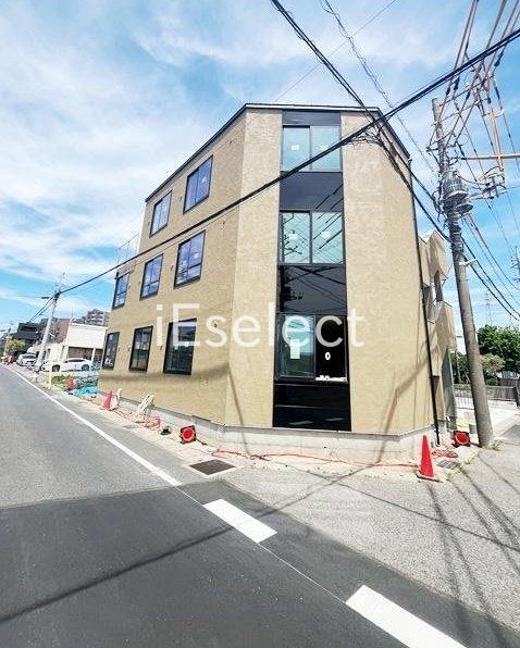 建物外観　閑静な住宅街に立地