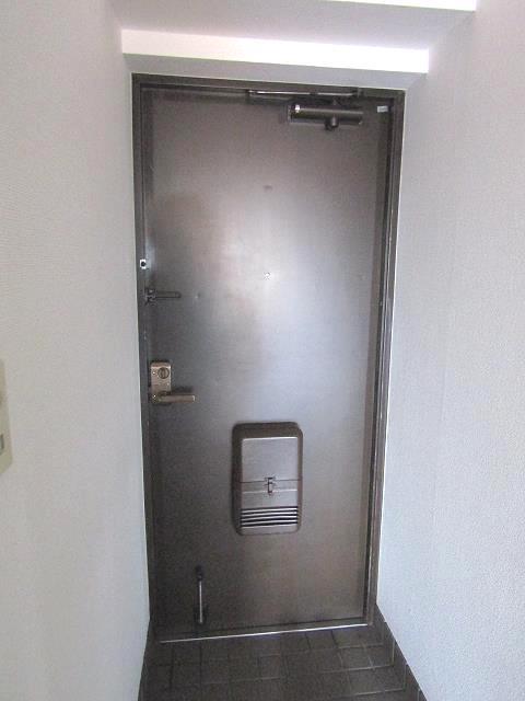 玄関　玄関内