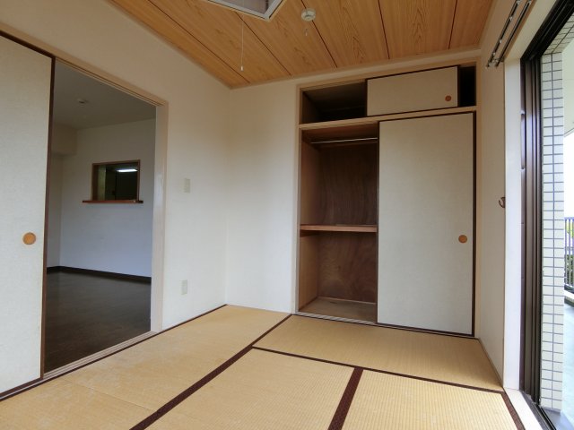 収納　別室参考写真