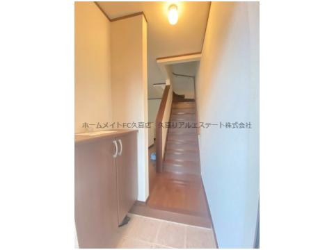 玄関　同建物別号室