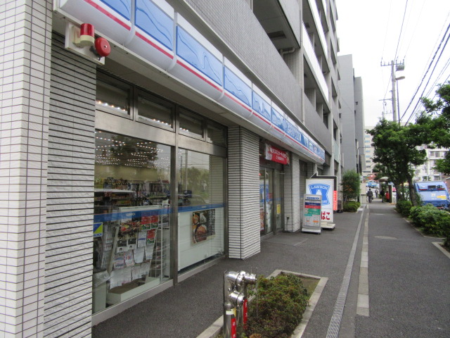 コンビニ　ローソン東品川海岸通店（コンビニ）まで3m