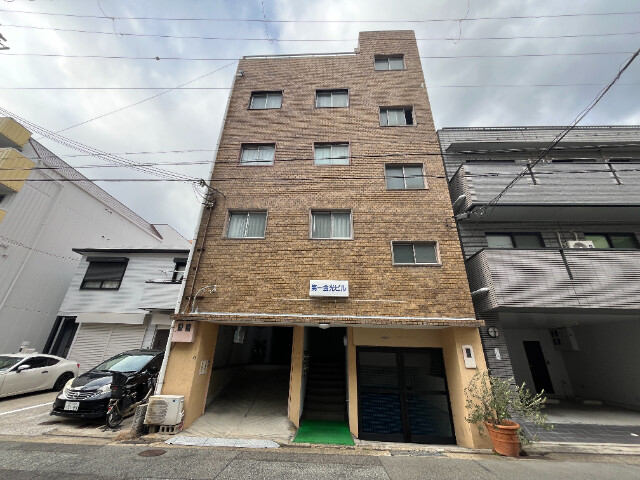 建物外観　住宅地で静かな環境です。